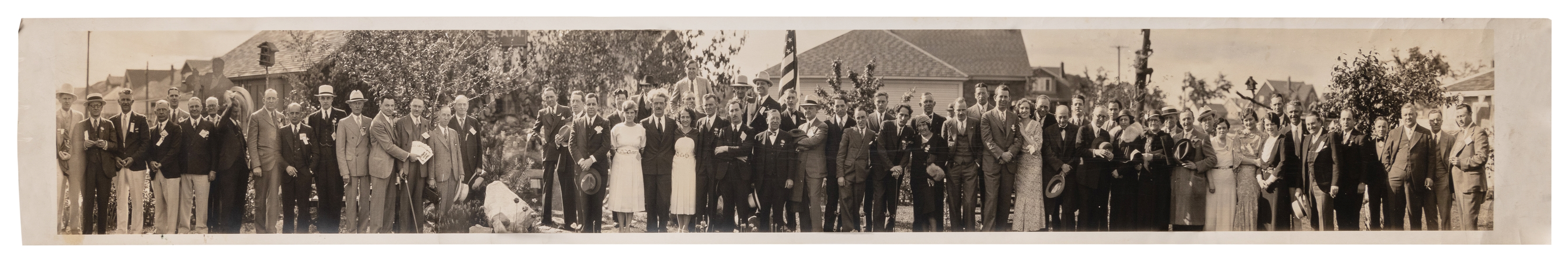  [BLACKSTONE, Harry Sr.] Panoramic Photo of an International...