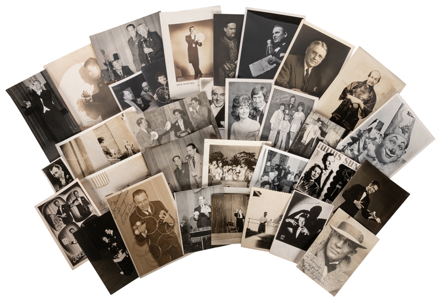  [PHOTOGRAPHS]. Vintage Photographs of Magicians. Over 100 p...