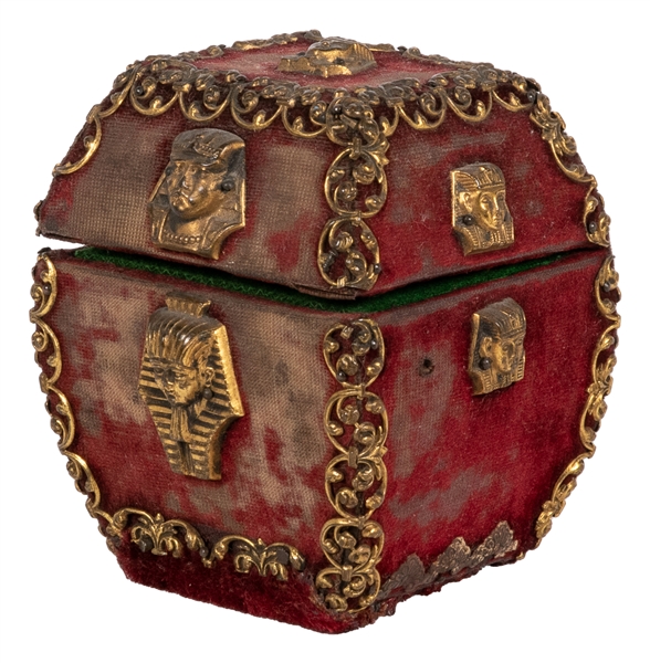  Coin Casket. London, J. Bland [?], ca. 1880. Handsome plush...