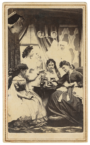  [SPIRIT PHOTOGRAPHY]. Séance with Woman in ...