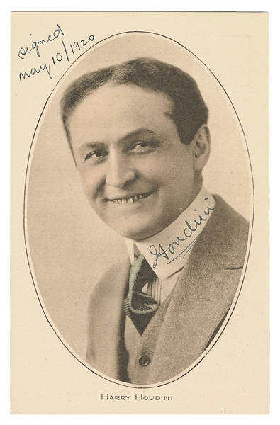  HOUDINI, Harry (Erik Weisz, 1874 – 1926). Portrait Postcard...