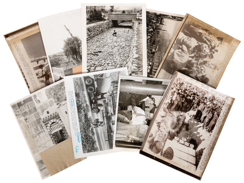  [ISRAEL, IRELAND, ET AL.] Group of 18 Press Photographs of ...