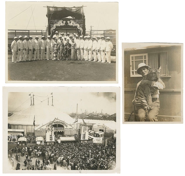 Travel photo album of the Carl Hagenbeck Circus-Zoo. V.p., principally 1933–4.