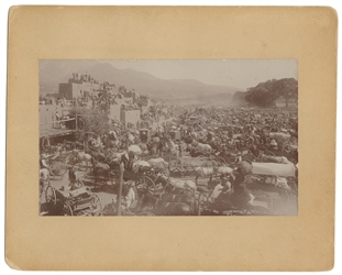  [PHOTOGRAPHY]. “Pueblo de Taos” Imperial Cabinet Card. [New...