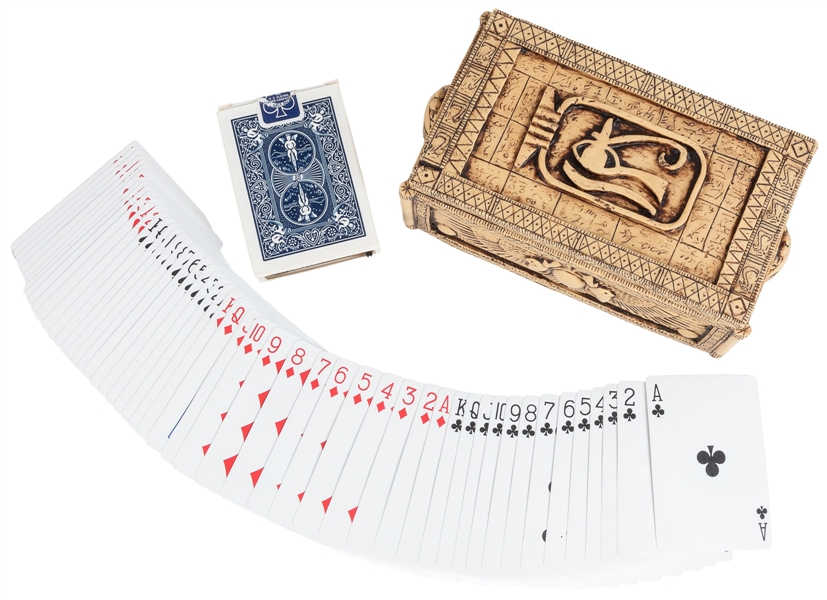 Akana. France: Fabrice Delaure, ca. 2001. Cards are shuffle...