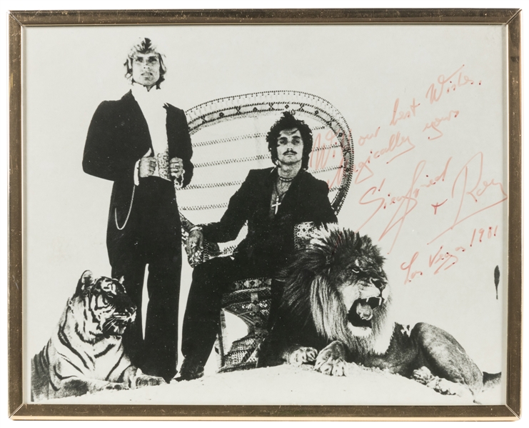 [SIEGFRIED & ROY]. Signed and Inscribed Photograph. Ca. 198...