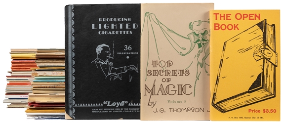 [MAGIC]. Large Group of Magic Booklets. More than 80 public...