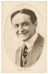 HOUDINI, Harry (Erik Weisz, 1874 – 1926). Portrait Postcard...