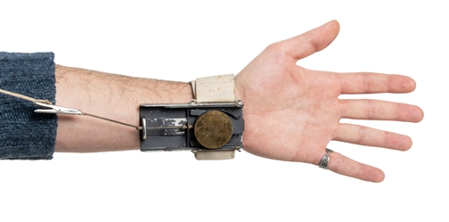 Coin Shooting Gimmick. Circa 1950. Holdout-like aluminum an...