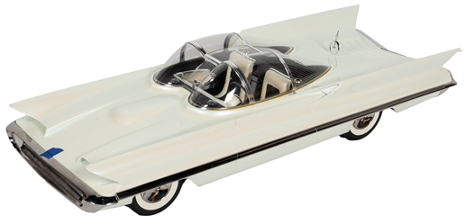  [CONCEPT CAR]. Large Model of the 1955 Lincoln “Futura. [R...