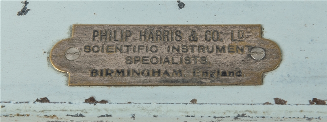  Physics Apparatus. Birmingham, England: Phillip Harris & Co...