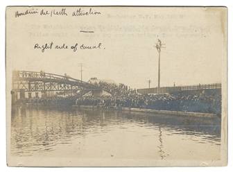  HOUDINI, Harry (Erik Weisz, 1874 – 1926). Inscribed Houdini...