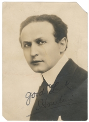  HOUDINI, Harry (Erik Weisz, 1874 – 1926). Bust Portrait of ...