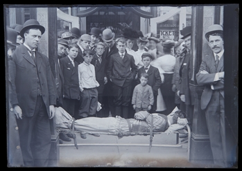  HOUDINI, Harry (Erik Weisz, 1874 – 1926). Glass Negative of...