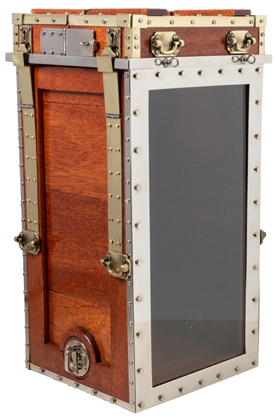  Houdinis Water Torture Cell Scale Model. California: Dave ...