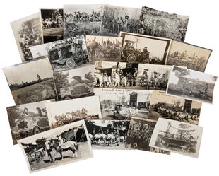  [RINGLING BROS. AND BARNUM AND BAILEY CIRCUS]. Large Group ...