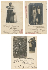  [SCRAPBOOK]. Disbound Leaves of an Early German Circus Scra...