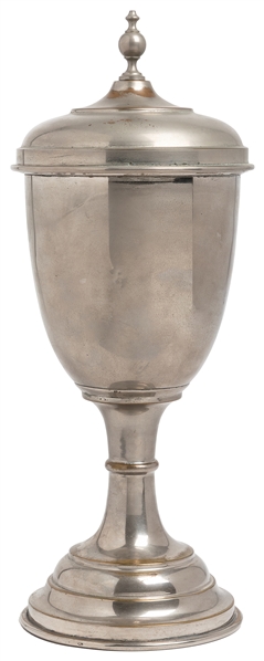  Bran Vase. Hamburg: Willmann [?], ca. 1890. Spun brass vase...