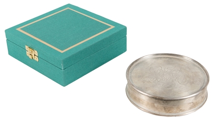  Hofzinser Card Box. Vienna: Magic Christian, ca. 2009. A fa...