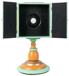  Expanding Ball. Florida: Paul Lembo, ca. 2004. A small ball...
