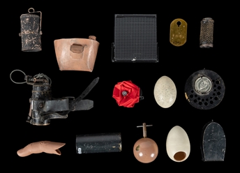  [GIMMICKS – MAGIC]. Collection of Secret Magicians' Gimmick...