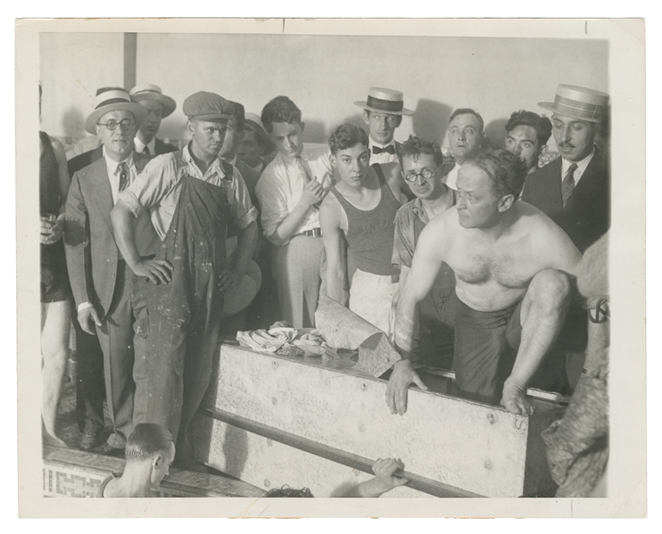 HOUDINI (Erik Weisz, 1874 – 1926). Press Photo of Houdinis...