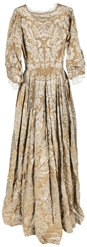  Keira Knightley “Elizabeth Gold Dress from Pirates of the ...