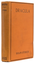  STOKER, Bram (1847-1912). Dracula. New York: Grosset & Dunl...