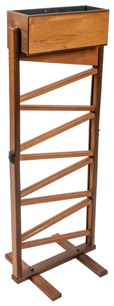  Coin Ladder. Cashmere, WA: Magic House of Babcock, 1990s. C...