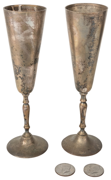  Midas Cups. Middleburg, VA: Collectors Workshop, 1990s. Hal...