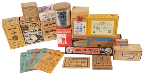  [POCKET TRICKS – MAGIC] Collection of Boxed Pocket Tricks a...